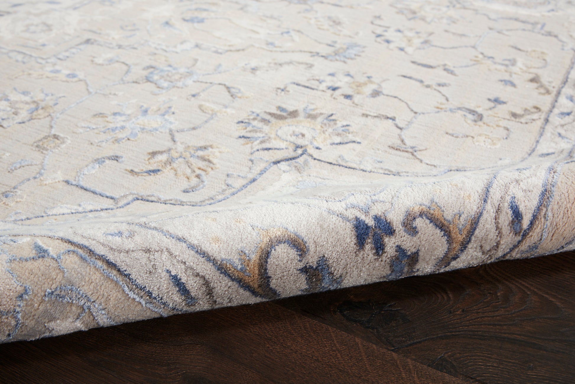 Nourison Home Silky Textures  Ivory Grey  Traditional