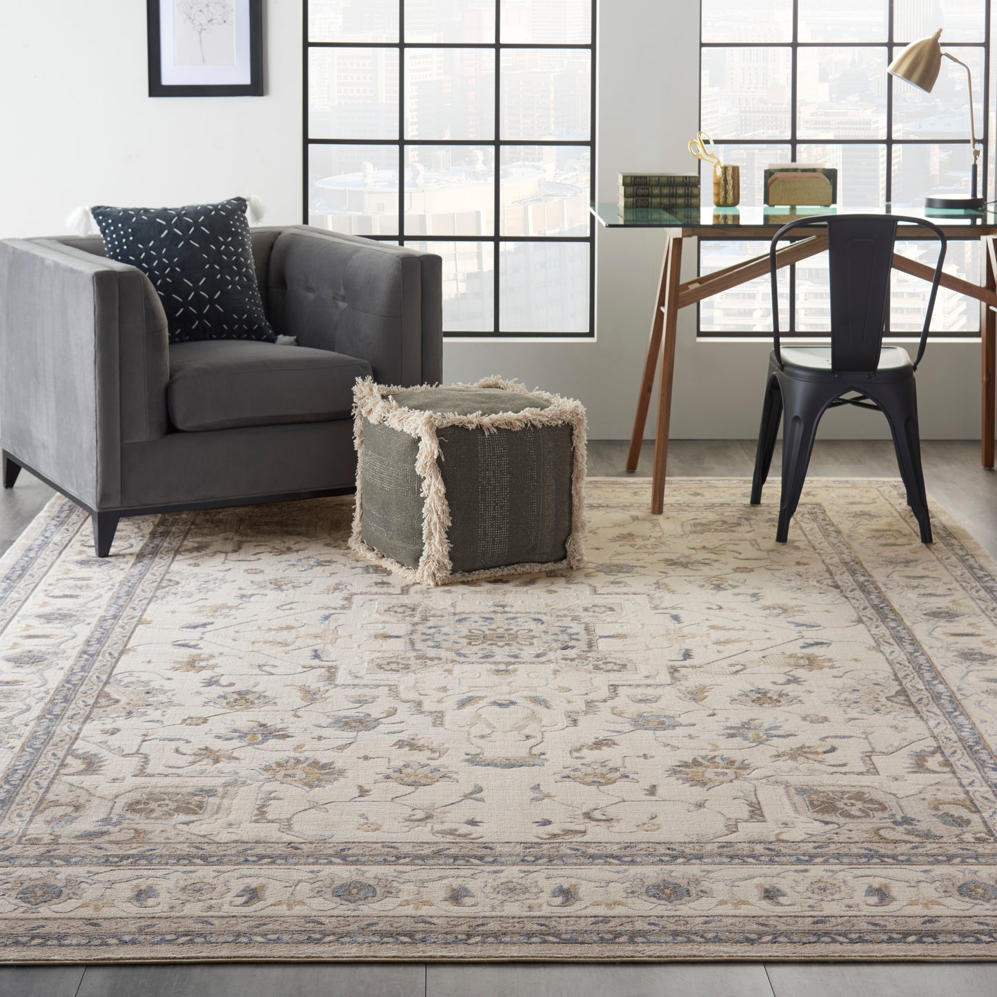 Nourison Home Silky Textures  Ivory Grey  Traditional