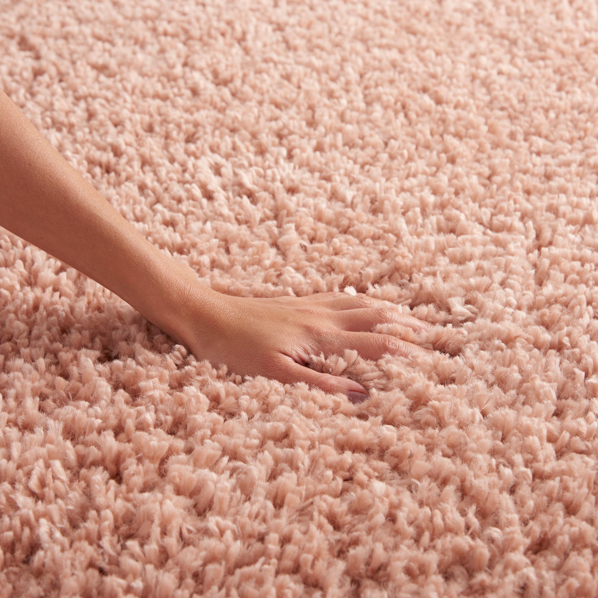 Nourison Home Malibu Shag  Blush  Contemporary