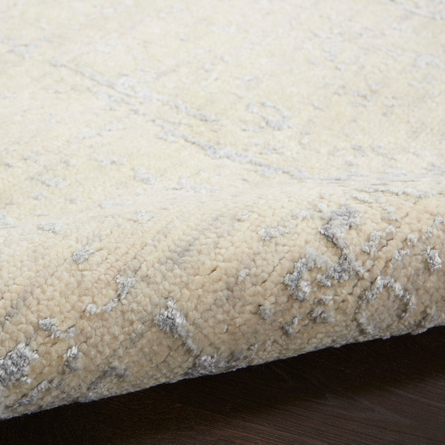 Nourison Home Luna  Ivory Silver Blue  Contemporary