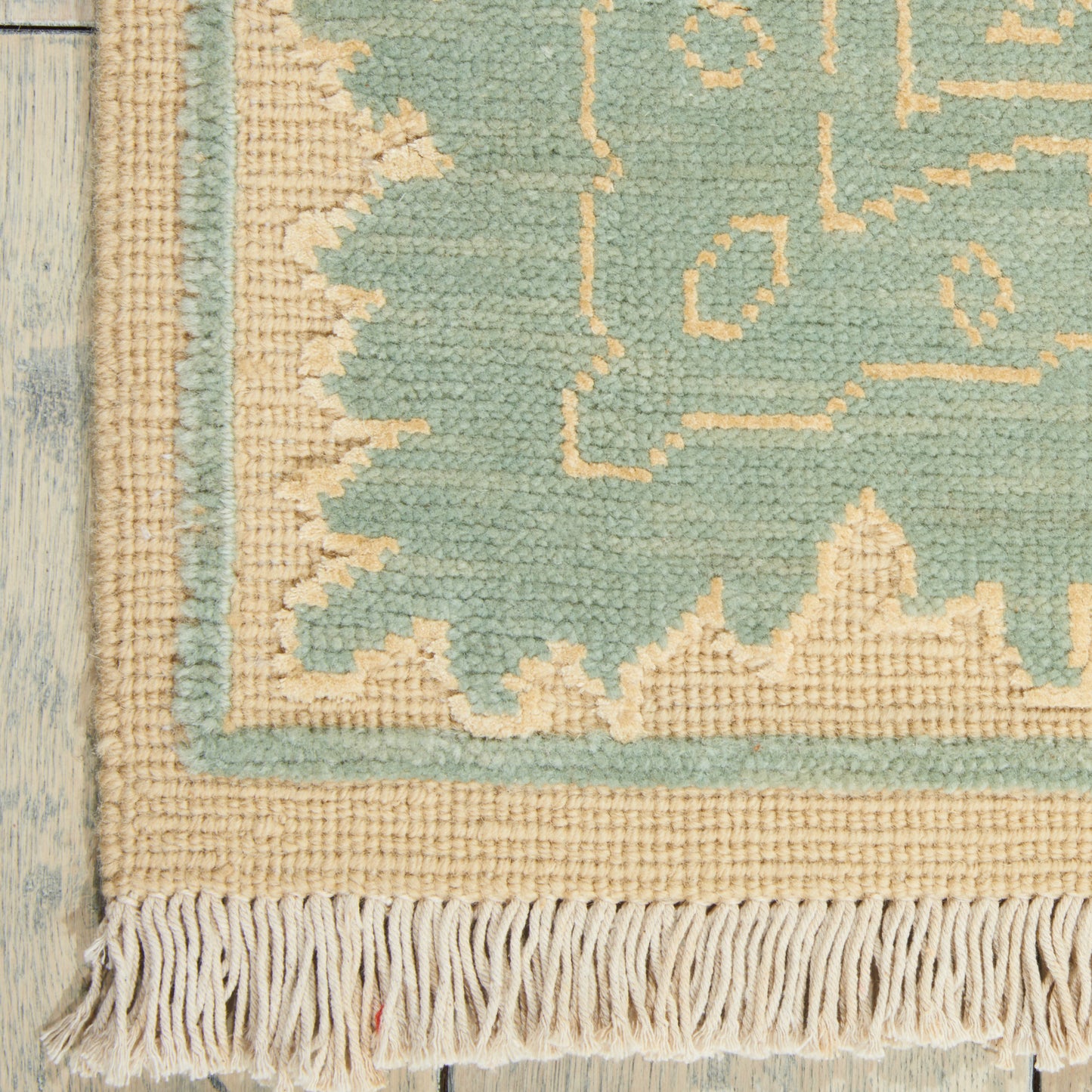 Nourison Home Silk Pointe  Light Gold  Traditional