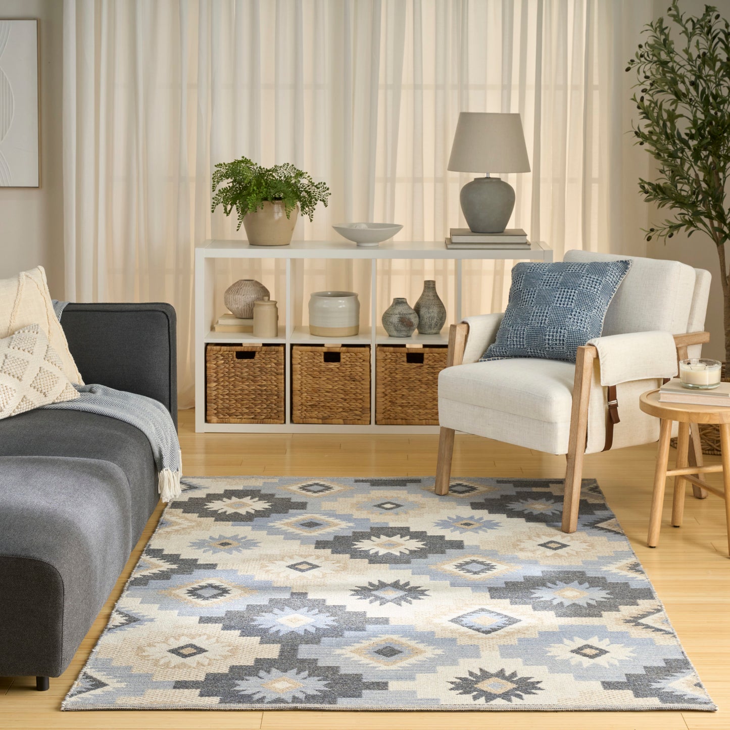 Nourison Home Copenhagen  Ivory Navy  Contemporary