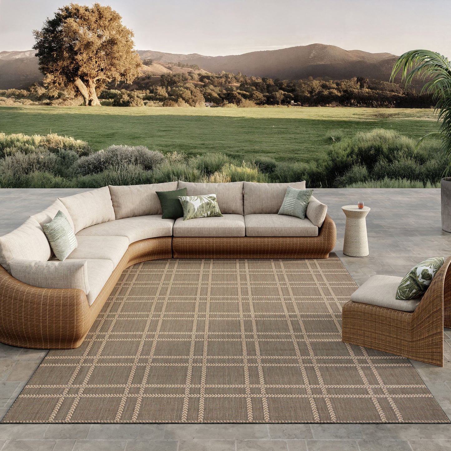 Nourison Home Horizon Indoor/Outdoor  Charcoal  Contemporary