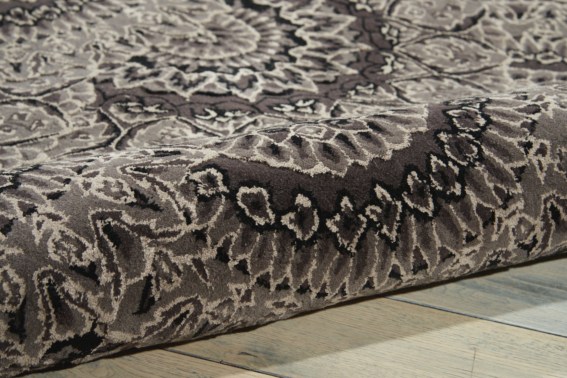 Nourison Home Nourison 2000  Black Grey  Traditional