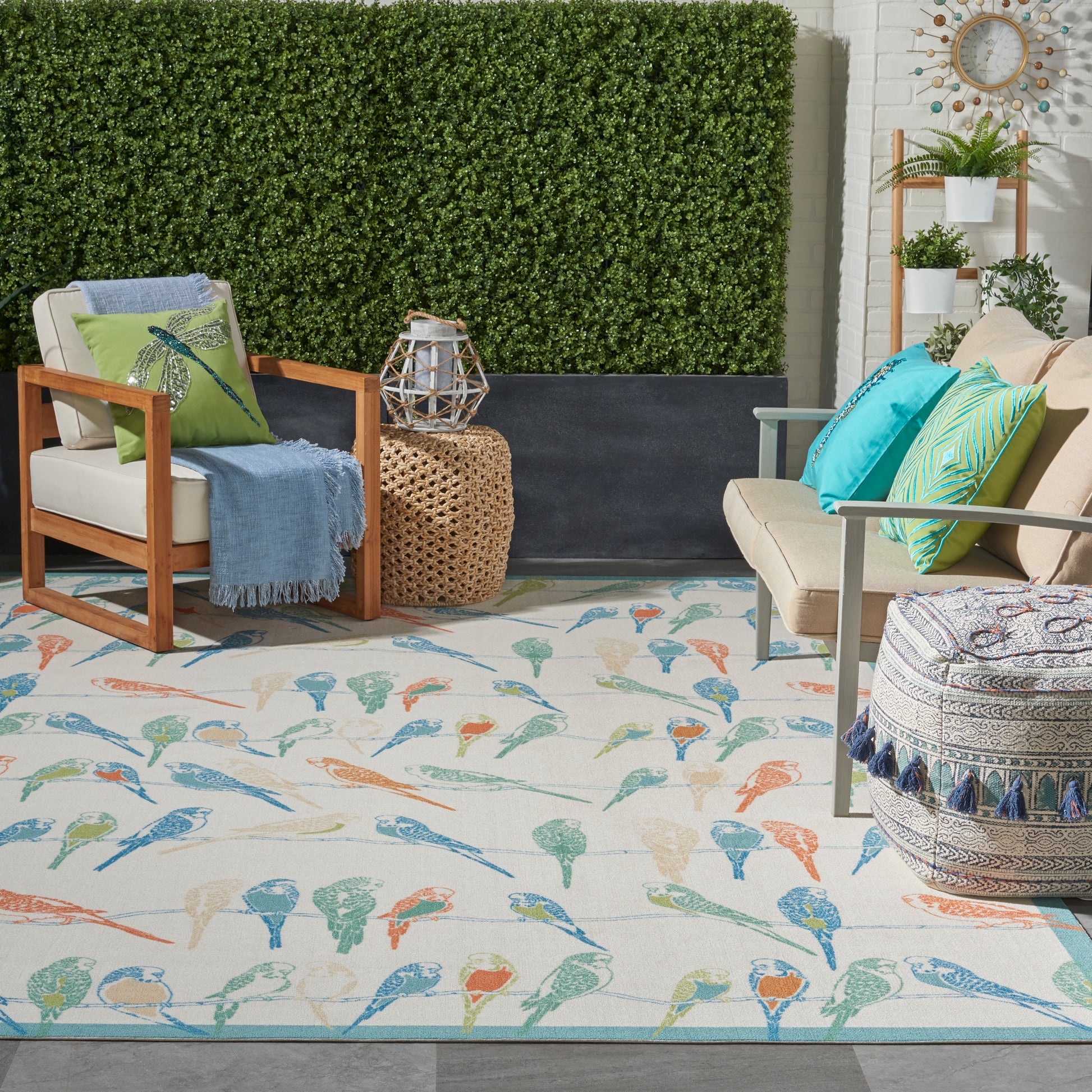 Waverly Sun N Shade  Multicolor  Contemporary