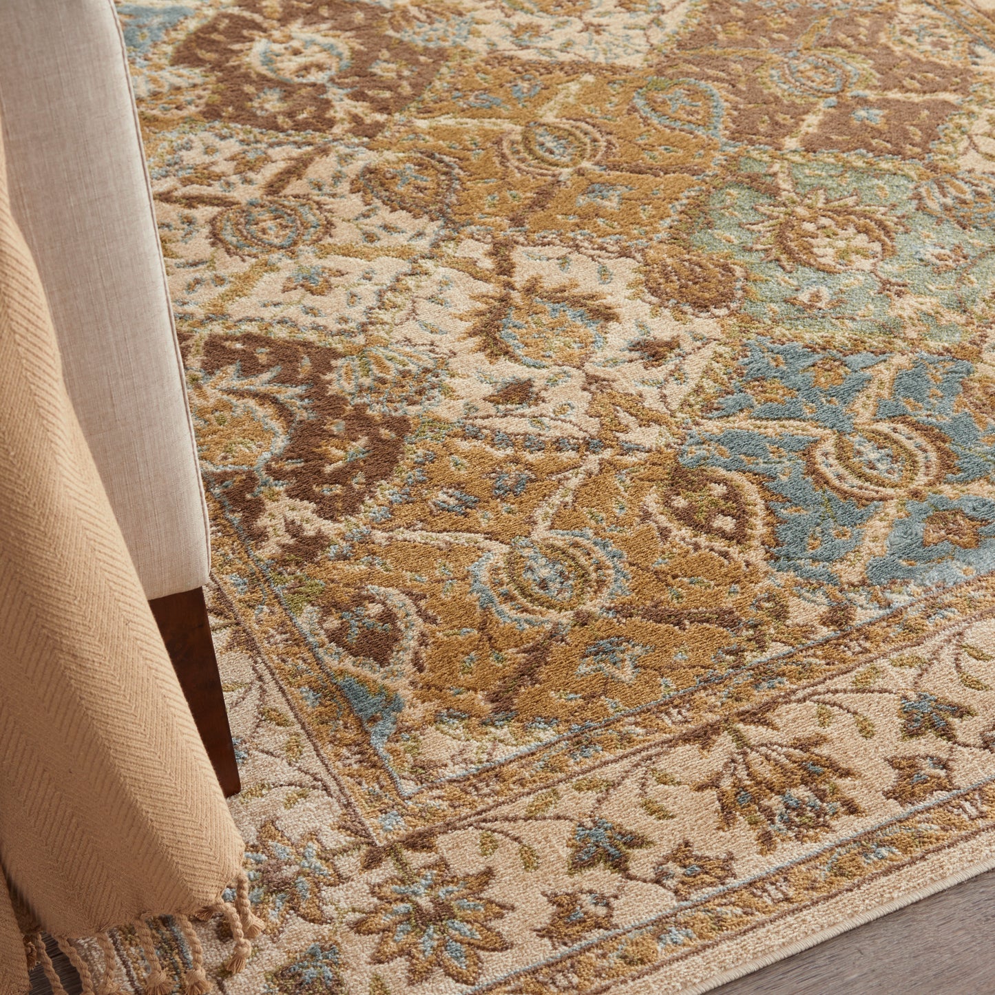 Nourison Home Modesto  Beige  Traditional