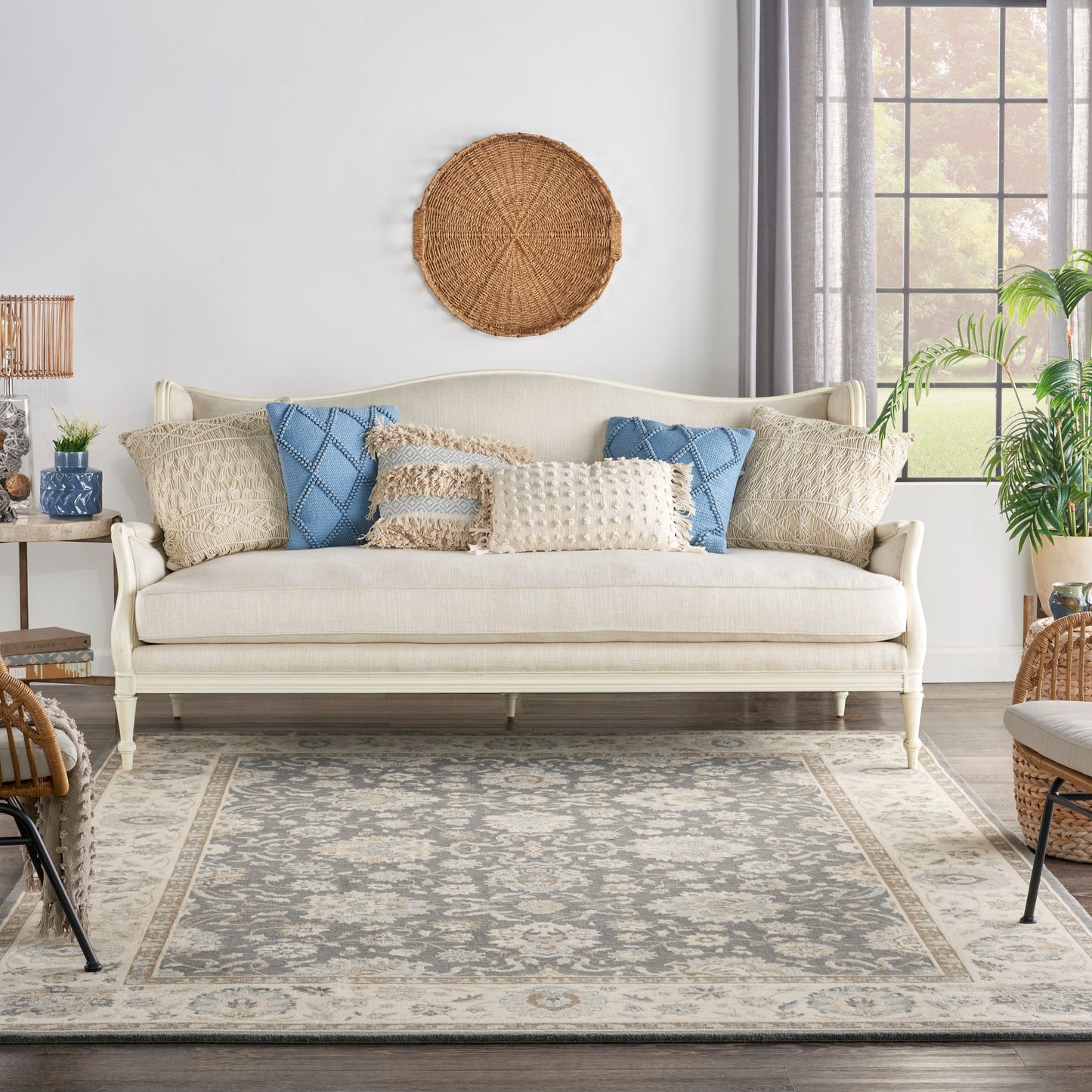 Nourison Home Living Treasures  Grey Ivory  Traditional