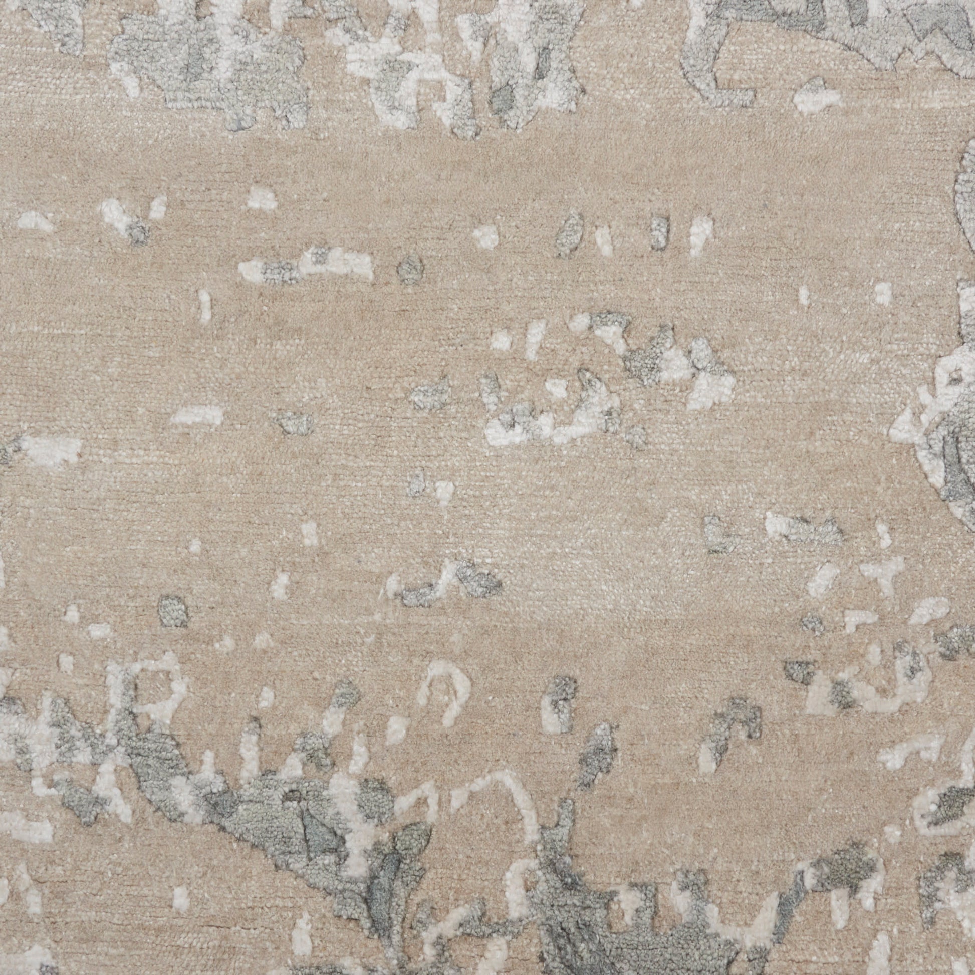 Nourison Home Silk Shadows  Sand  Contemporary