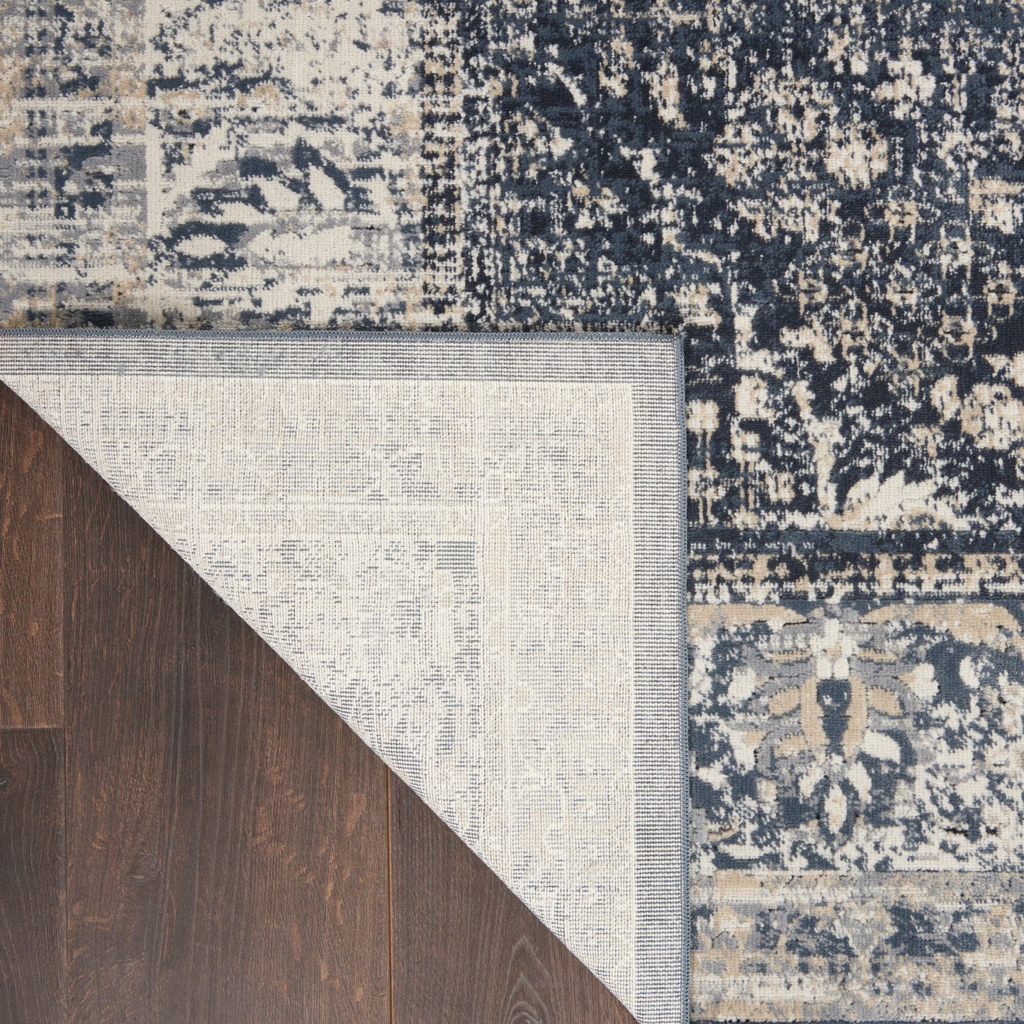 Nourison Home Malta  Navy Ivory  Traditional