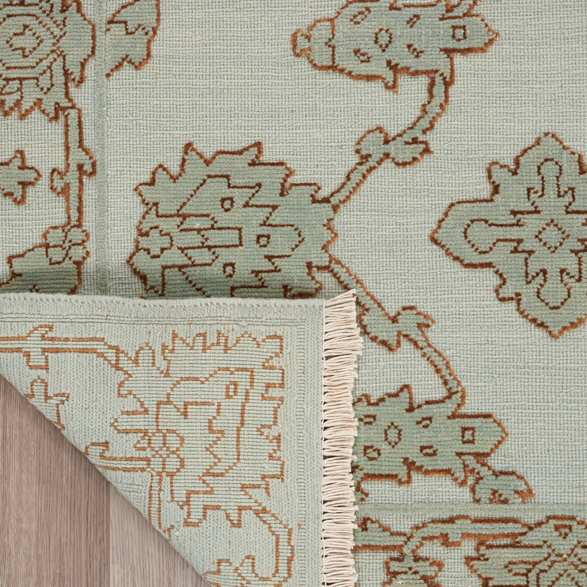 Nourison Home Silk Pointe  Aqua  Traditional