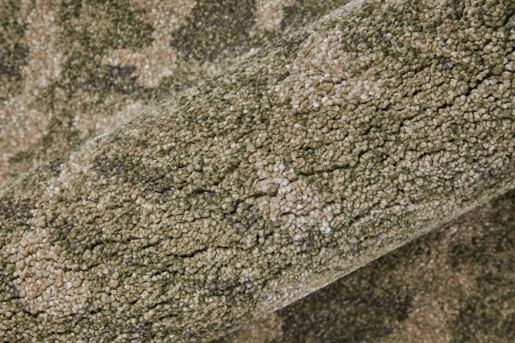 Feizy Skyview  Green  Modern/Industrial/Bohemian & Eclectic