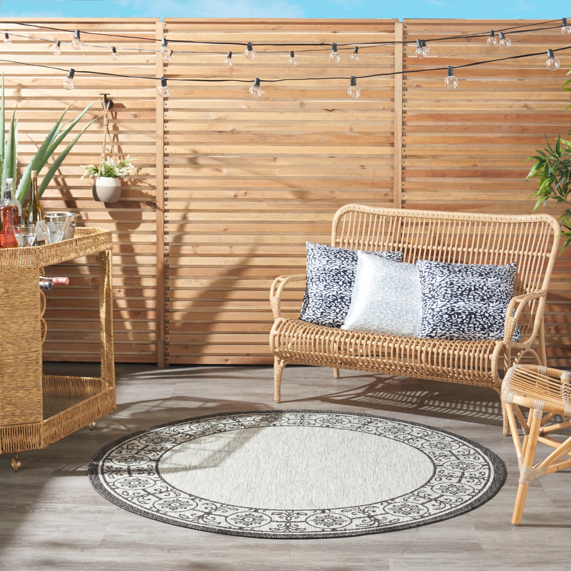 Nourison Home Country Side  Ivory Charcoal  Transitional