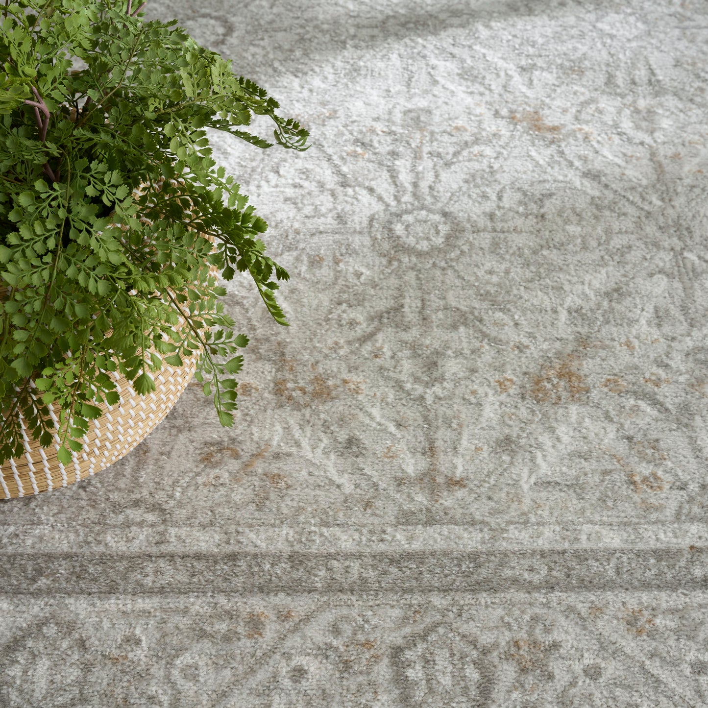 Nourison Home Dekor  Grey  Traditional