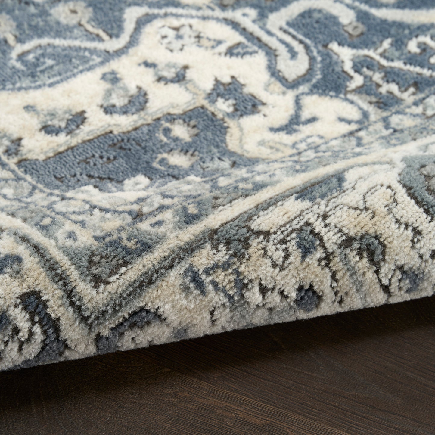 Nourison Home Quarry  Navy Ivory  Traditional