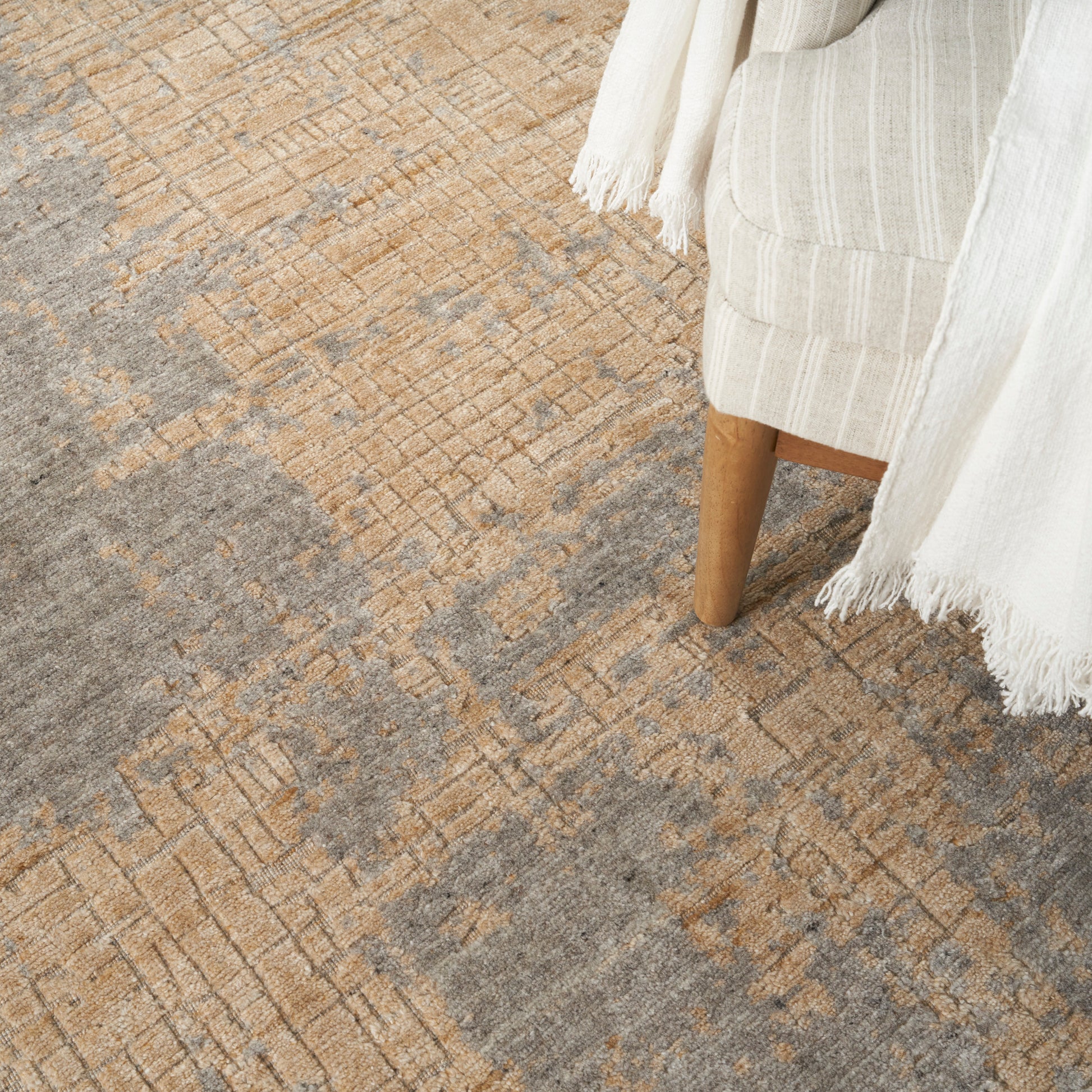 Nourison Home Harmony  Grey Gold  Contemporary