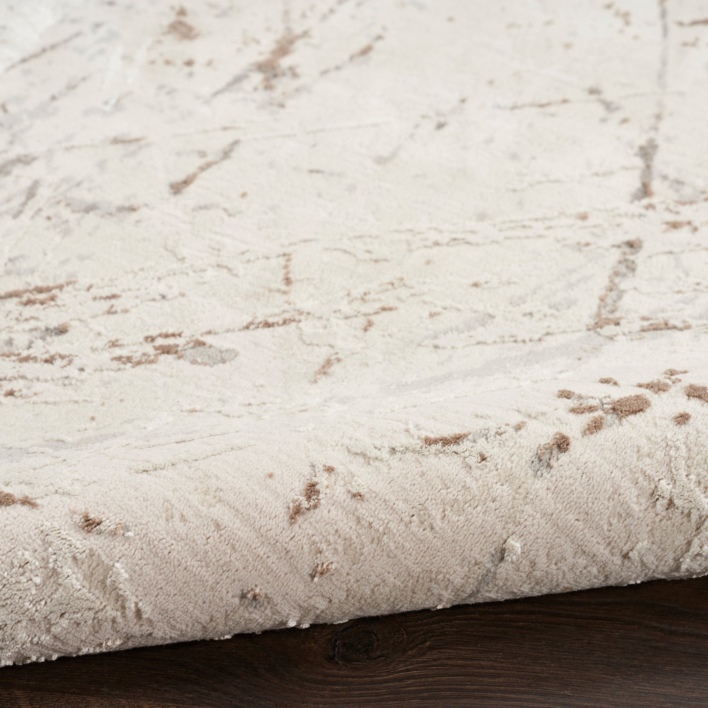 Nourison Home Desire  Cream Grey  Contemporary