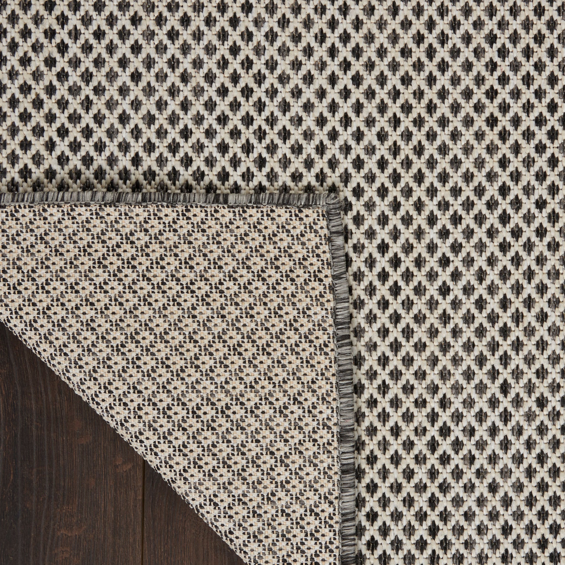 Nourison Home Courtyard  Ivory Charcoal  Contemporary