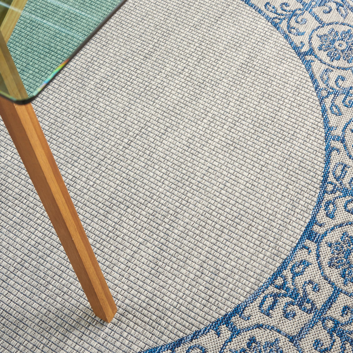 Nourison Home Country Side  Ivory Blue  Transitional