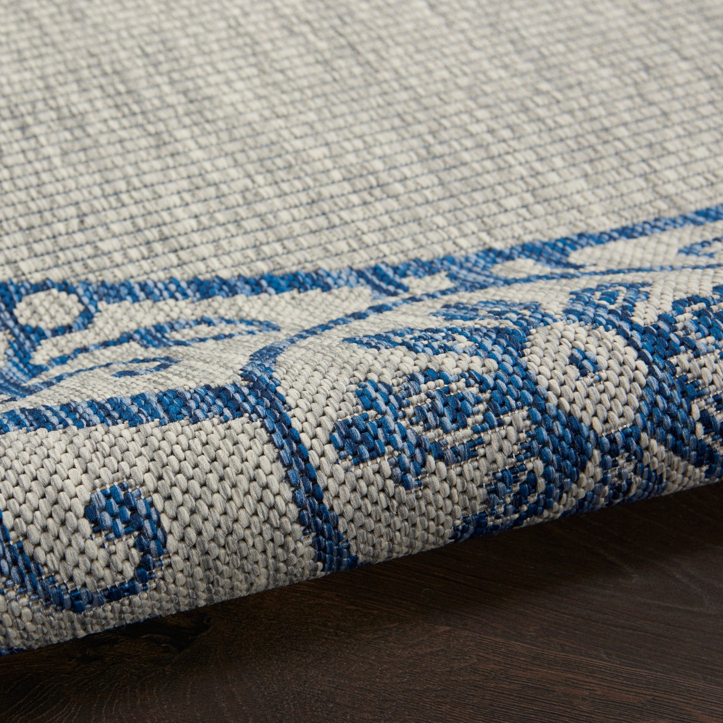 Nourison Home Country Side  Ivory Blue  Transitional