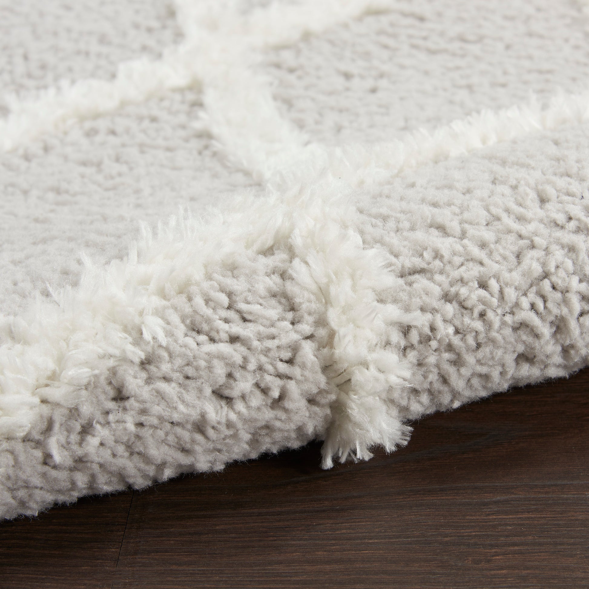 Nourison Home Feather Soft  Grey Ivory  Contemporary
