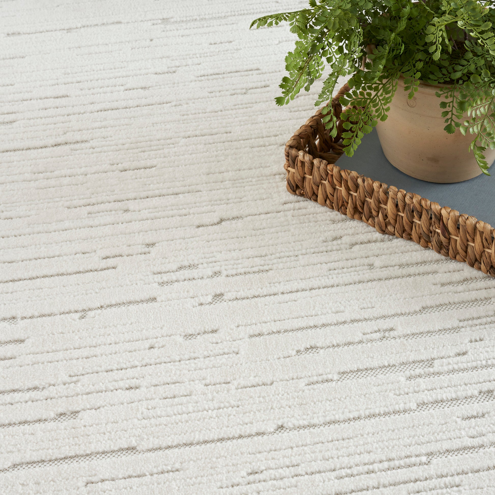 Nourison Home Care Free  Ivory  Contemporary