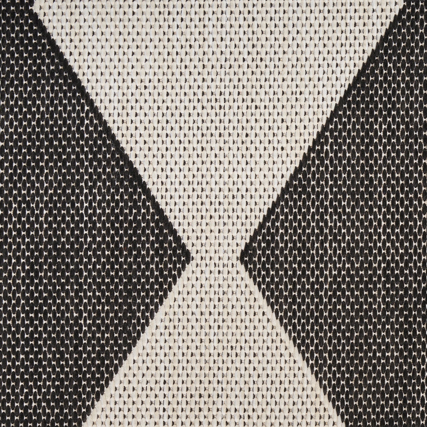 Nourison Home Positano  Black  Contemporary