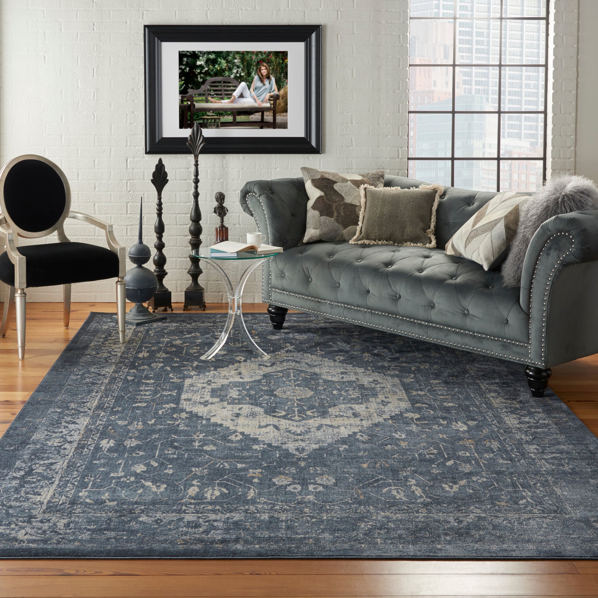 Nourison Home Malta  Navy  Traditional