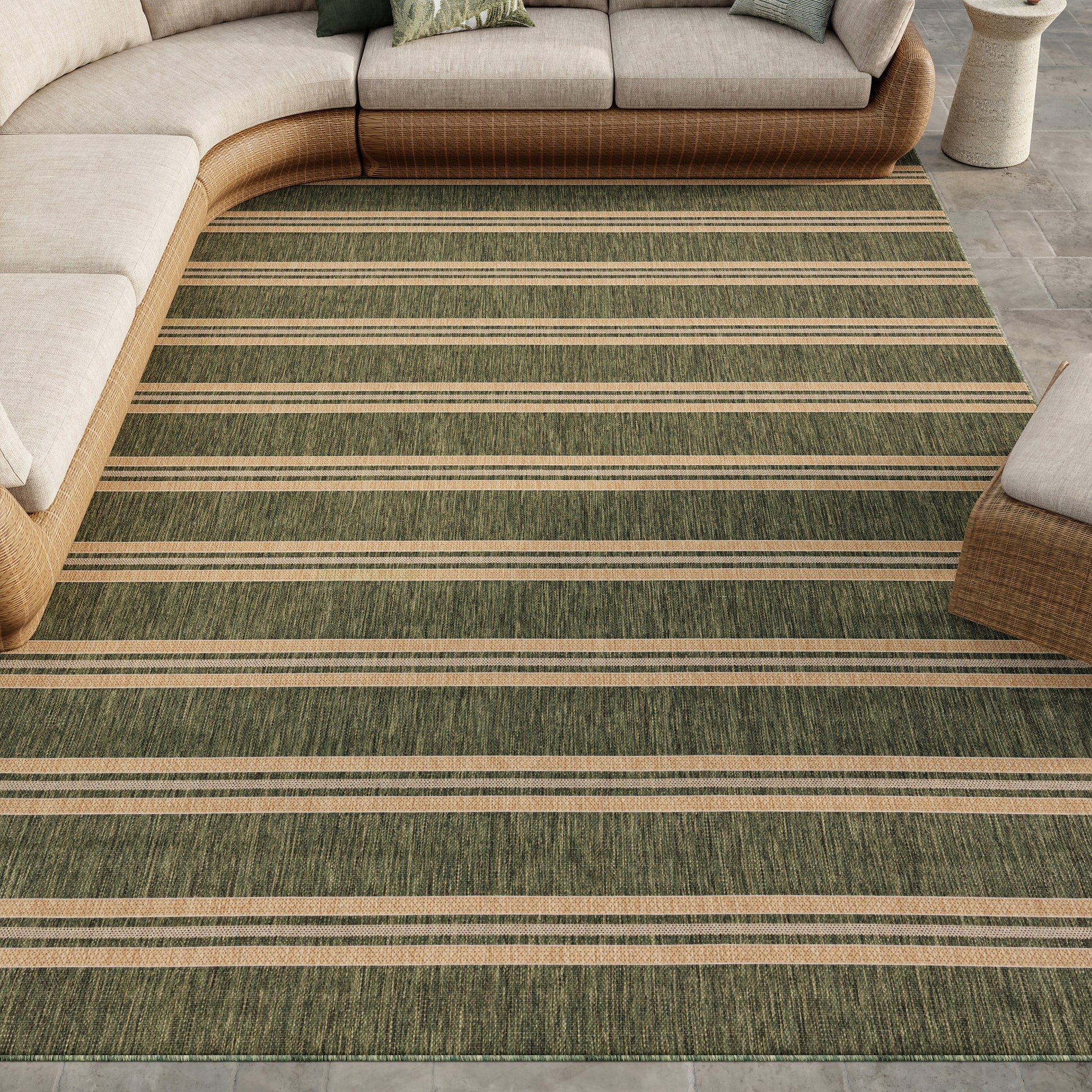 Nourison Home Horizon Indoor/Outdoor  Green  Contemporary