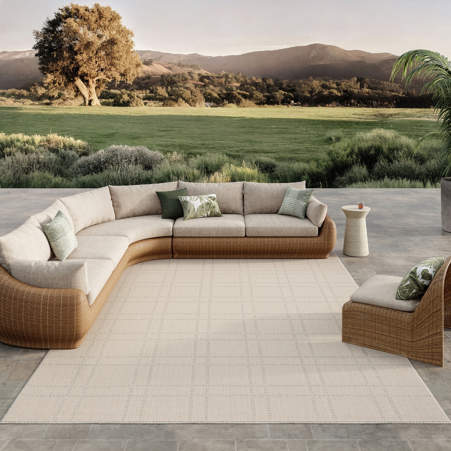Nourison Home Horizon Indoor/Outdoor  Grey  Contemporary