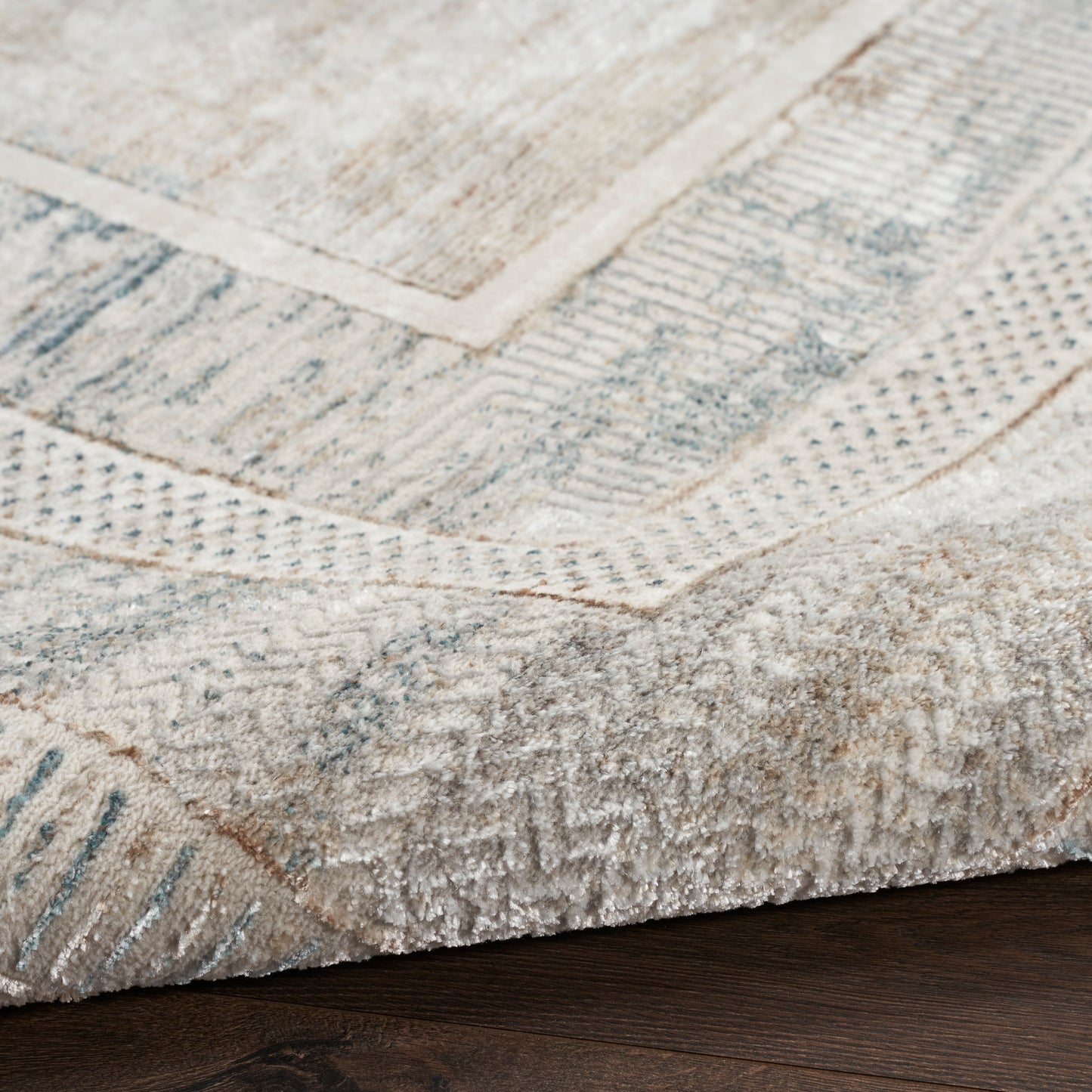Nourison Home Glitz  Ivory Multicolor  Contemporary