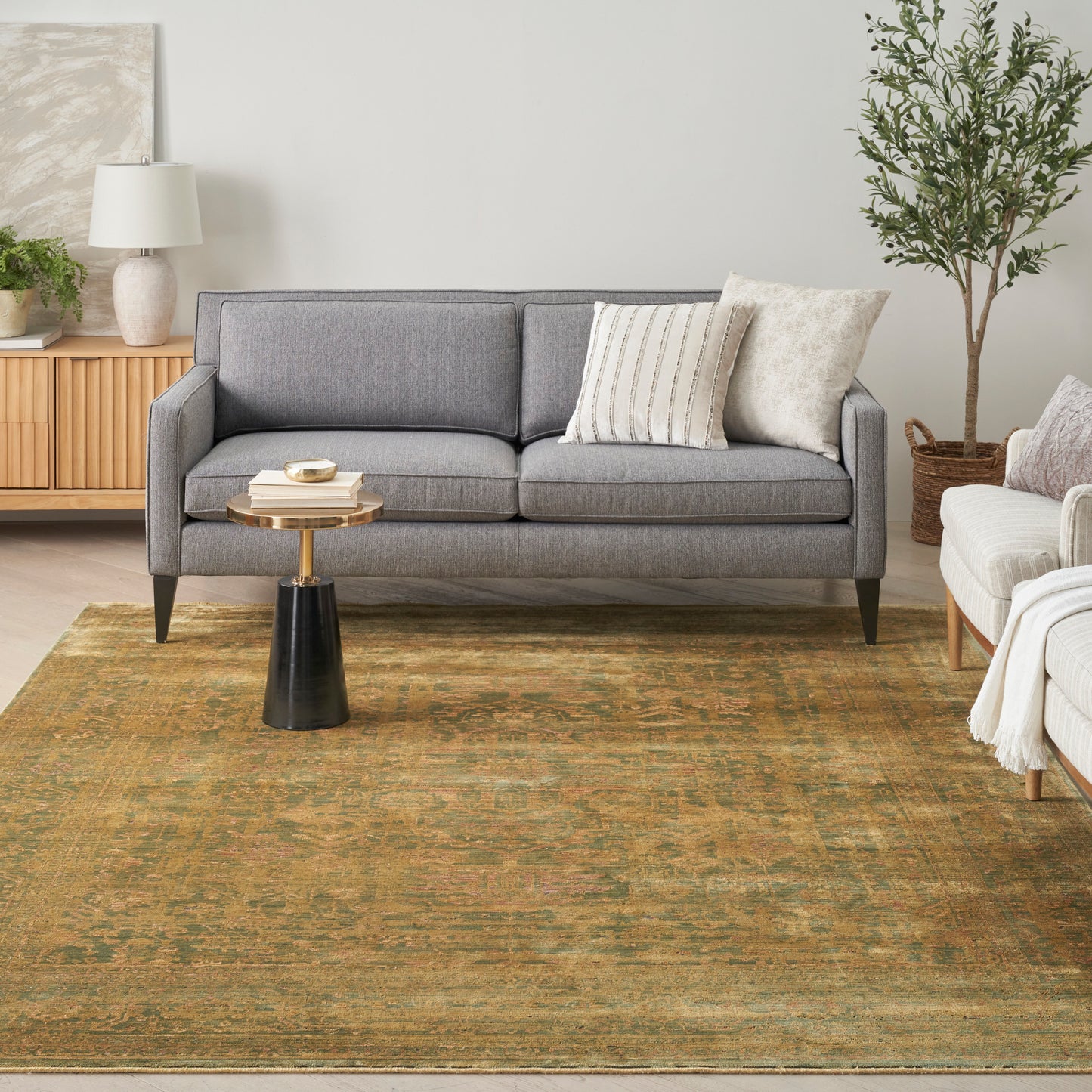 Nourison Home Luxurious  Olive  Traditional