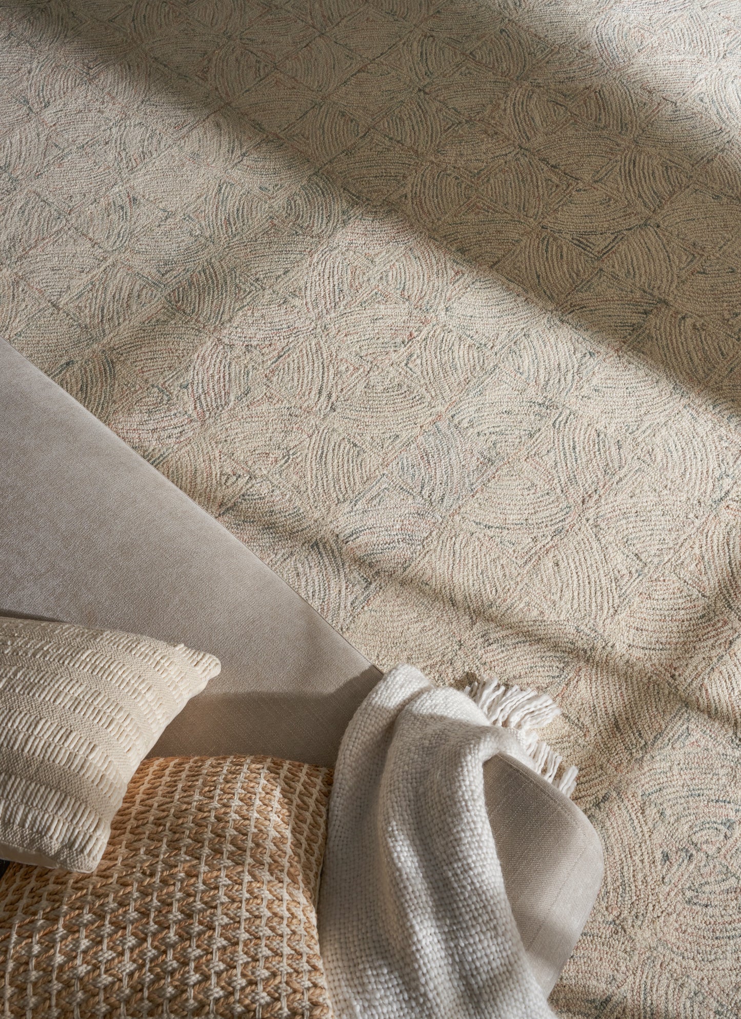 Nourison Home Interlock  Ivory Multicolor  Contemporary