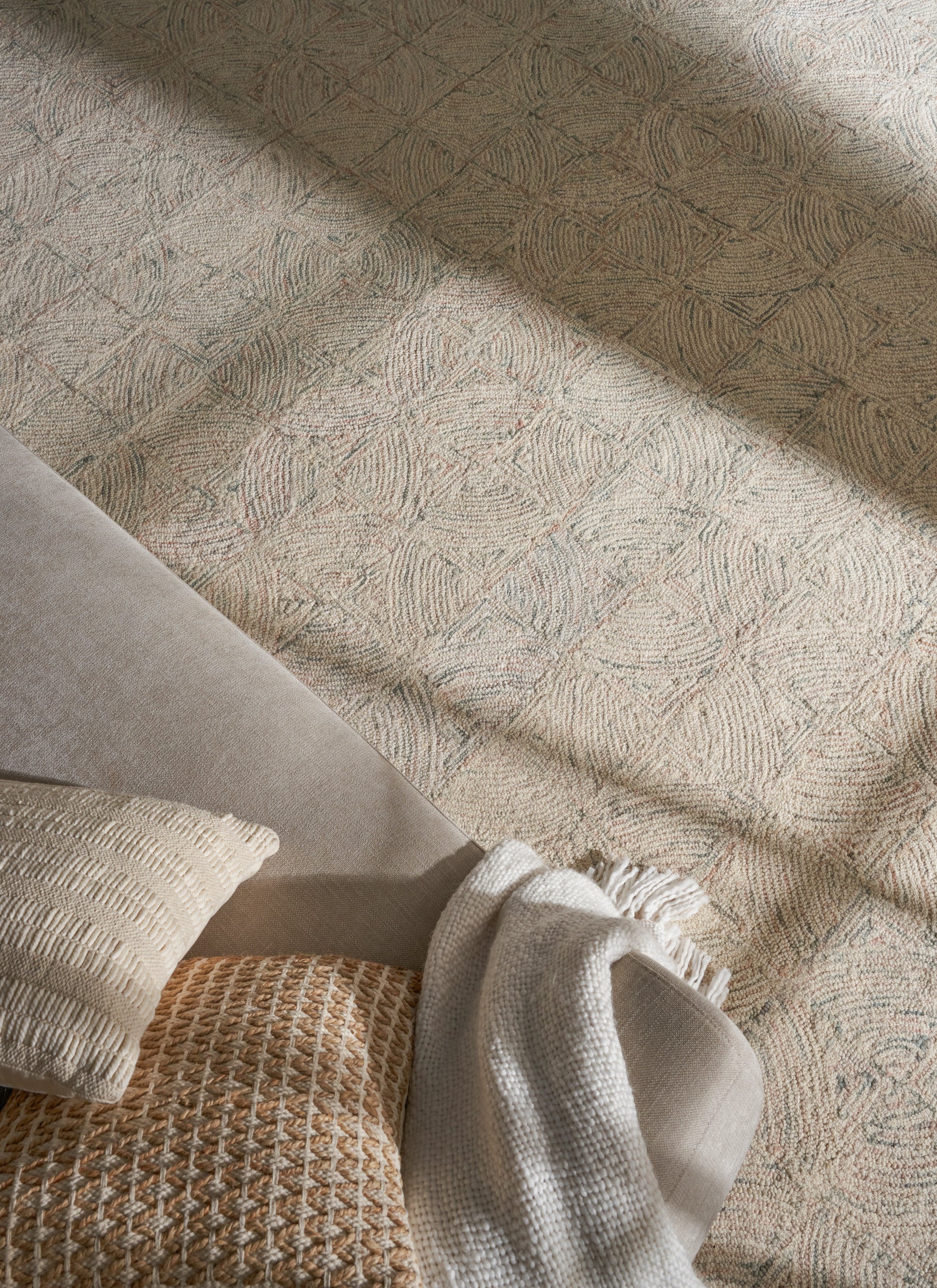 Nourison Home Interlock  Ivory Multicolor  Contemporary