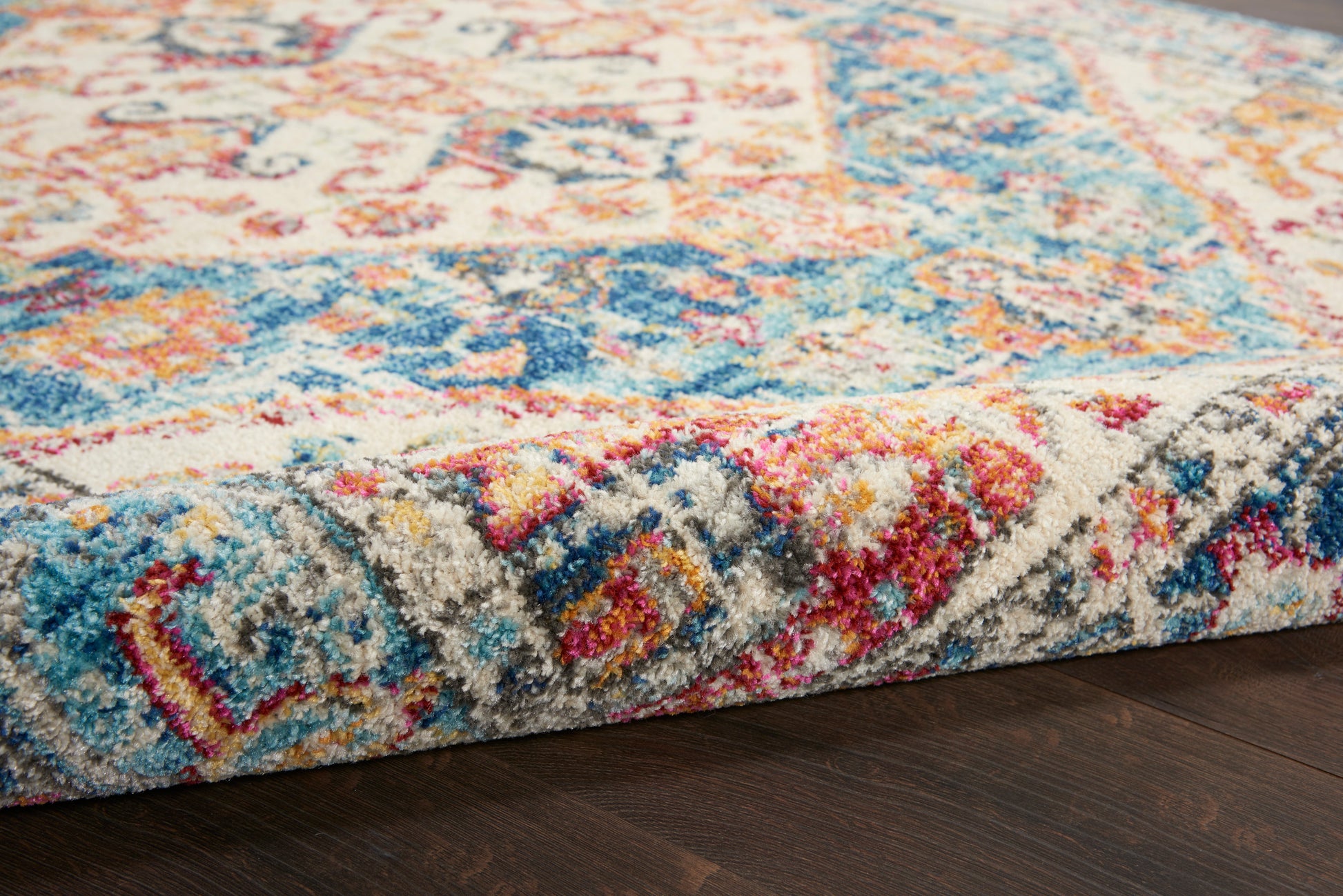 Nourison Home Passion  Ivory Light Blue  Transitional