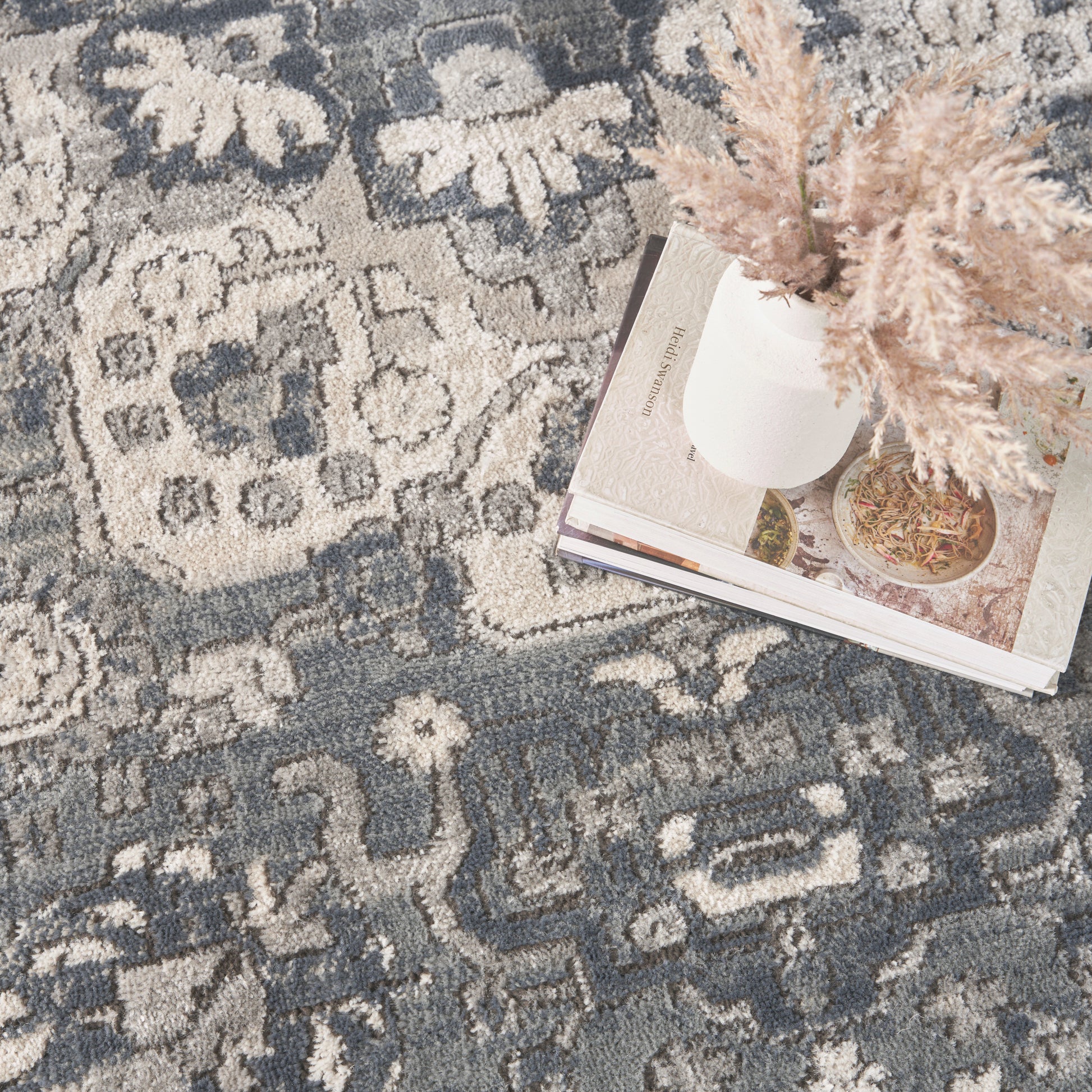 Nourison Home Quarry  Beige Grey  Transitional