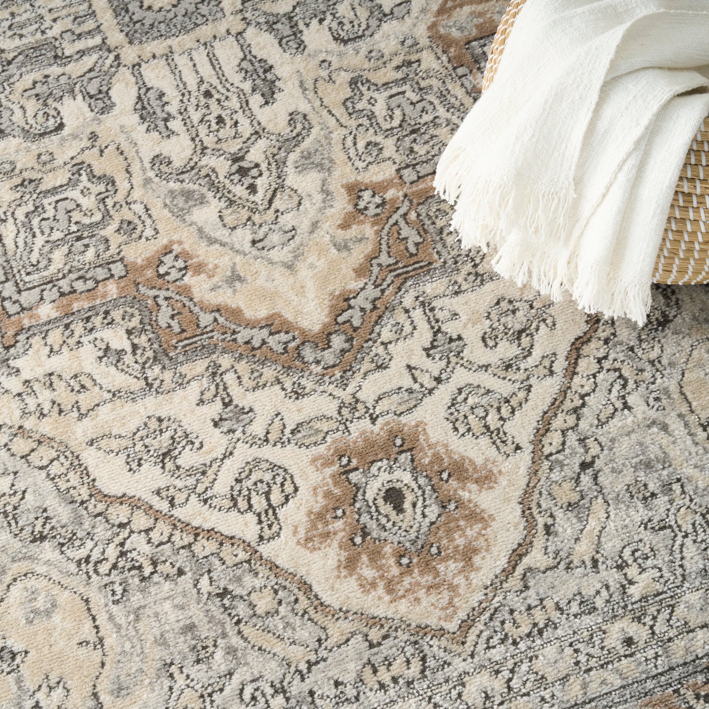 Nourison Home Quarry  Ivory Grey Taupe  Traditional