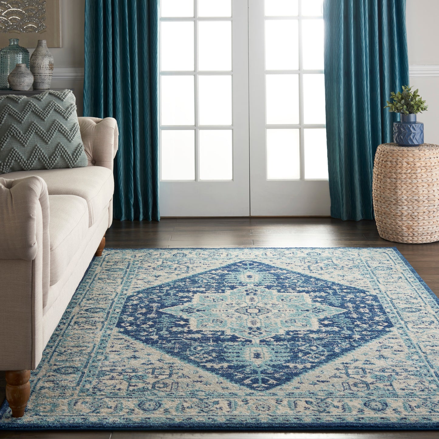 Nourison Home Tranquil  Ivory Navy  Transitional