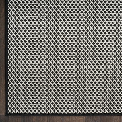 Nourison Home Courtyard  Black White  Contemporary