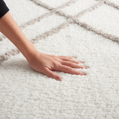 Nourison Home Feather Soft  Ivory Grey  Contemporary