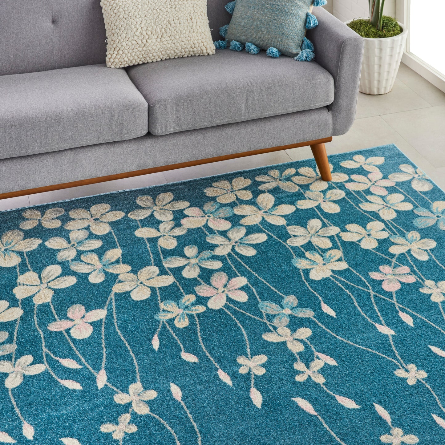 Nourison Home Tranquil  Turquoise  Contemporary