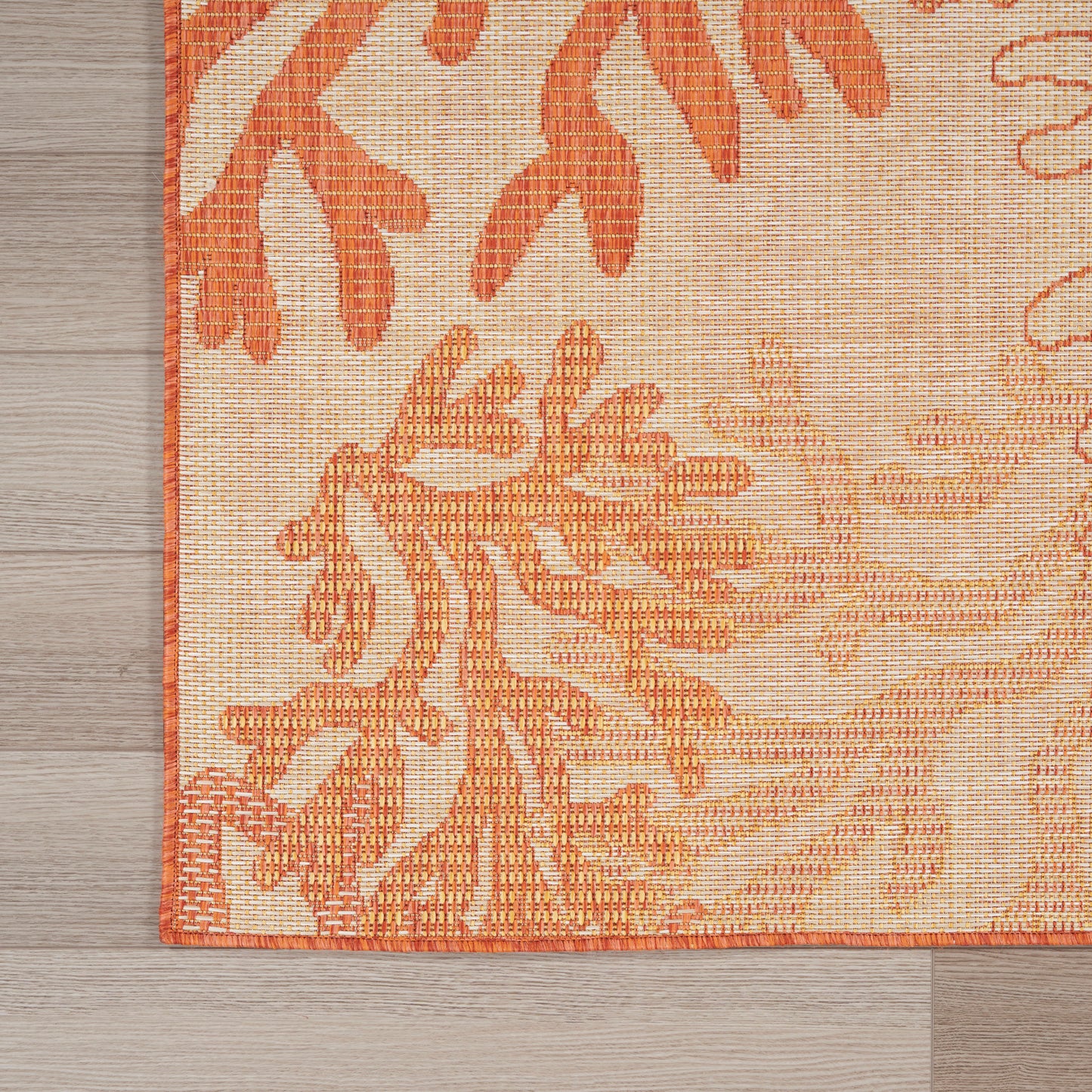 Nourison Home Garden Oasis  Coral  Contemporary