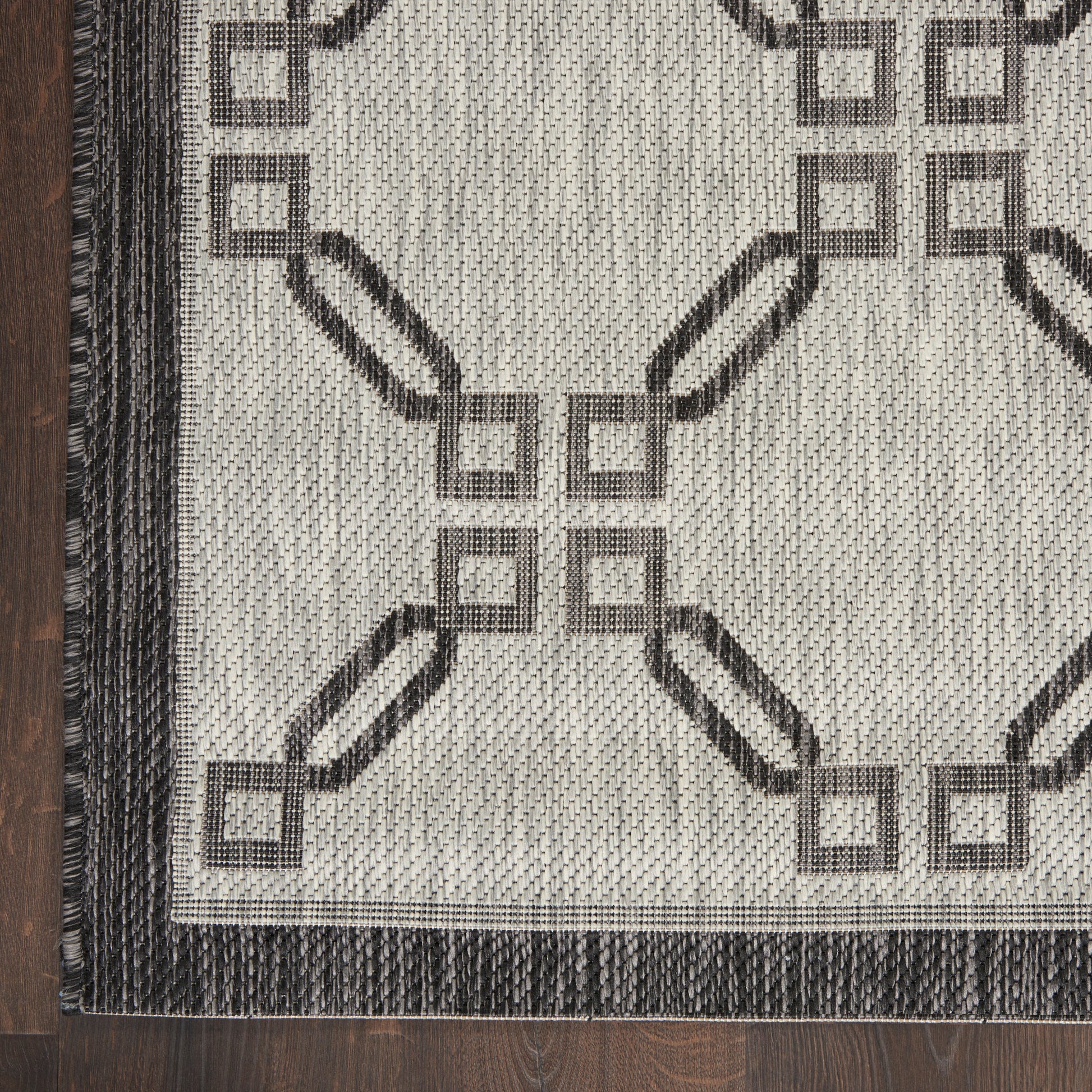 Nourison Home Country Side  Ivory Charcoal  Transitional