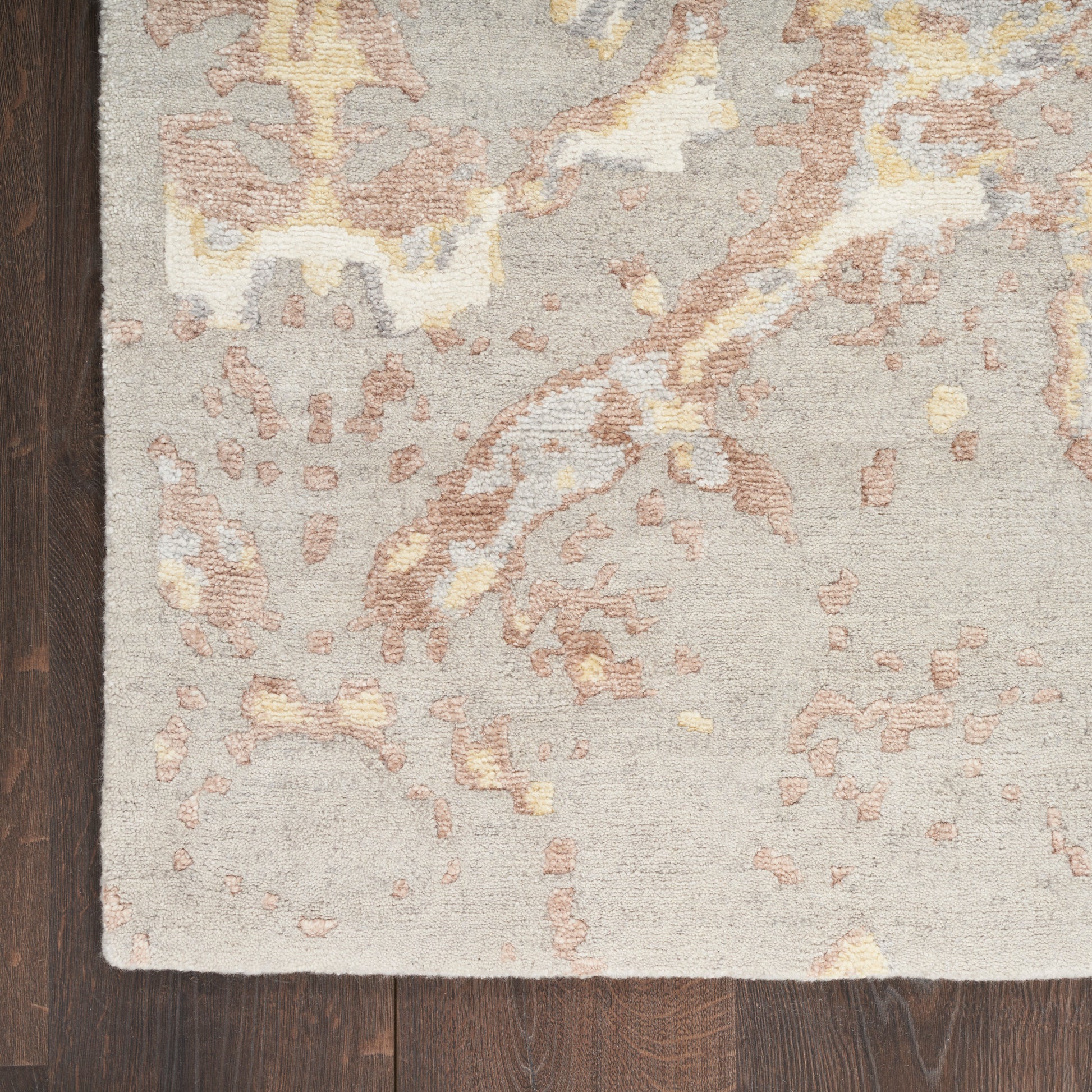 Nourison Home Silk Shadows  Silver  Contemporary