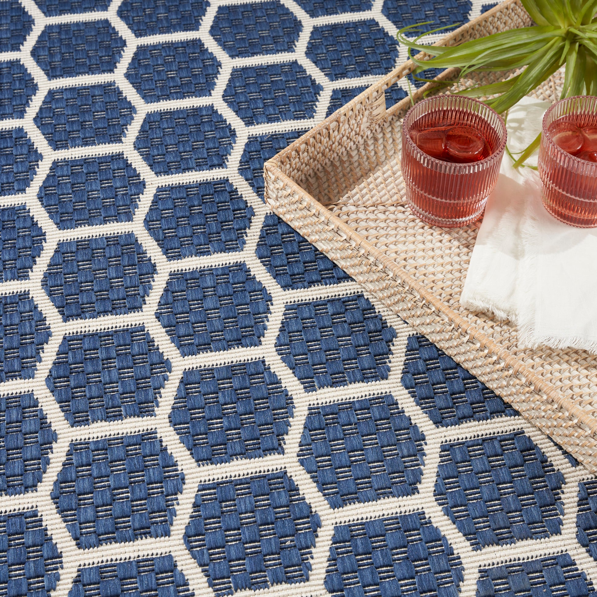 Nourison Home Twist Reversible  Navy  Contemporary