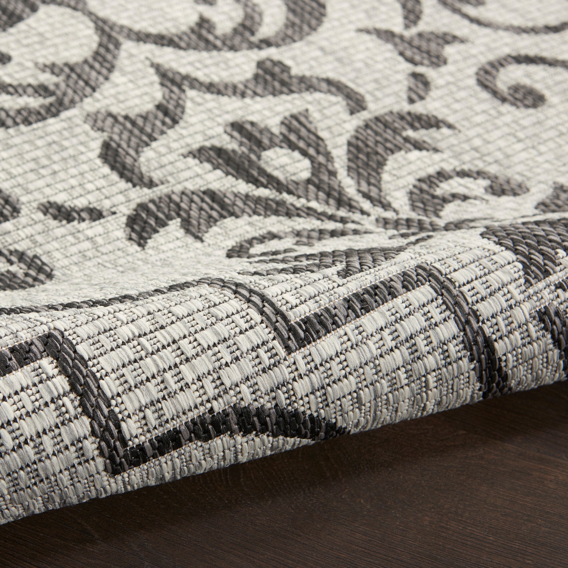 Nourison Home Country Side  Ivory Charcoal  Transitional