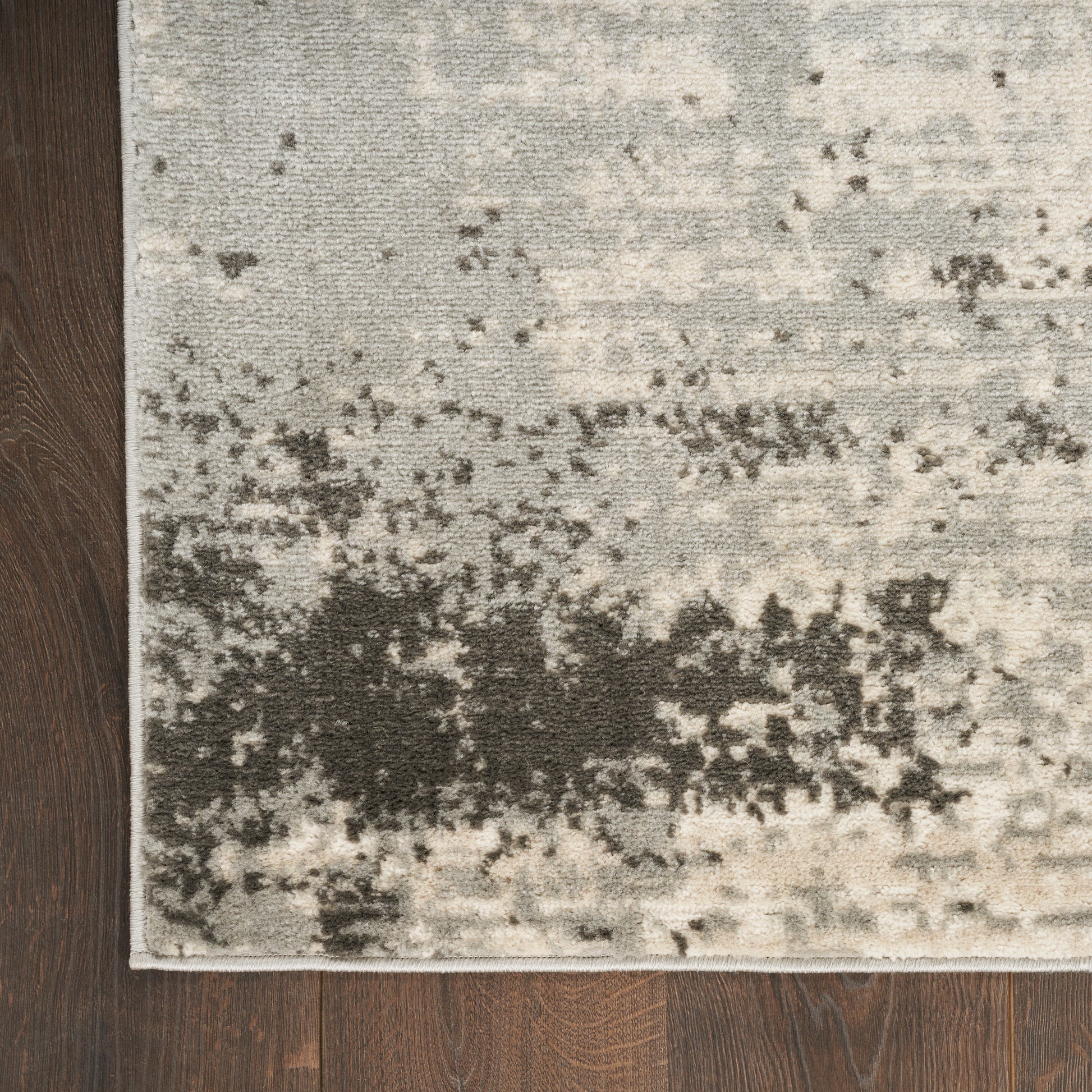 Nourison Home Serenity Home  Ivory Grey  Contemporary