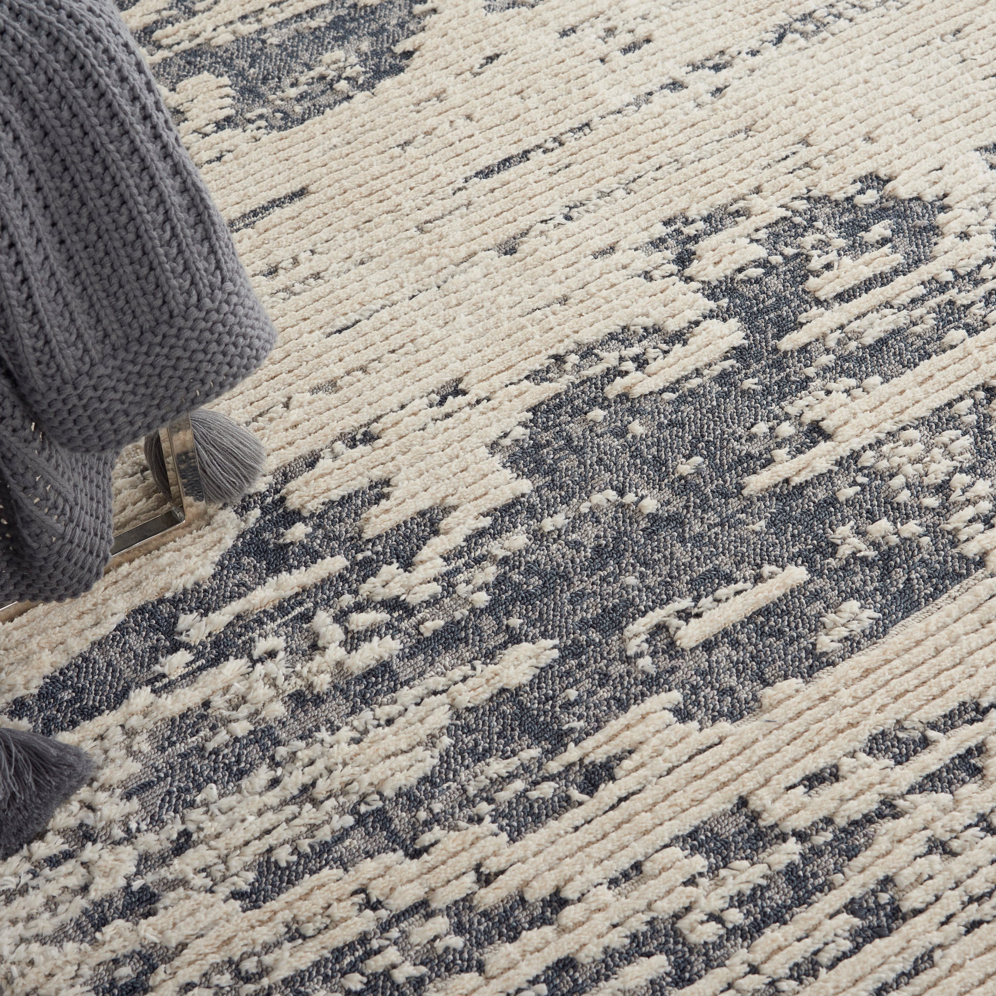 Nourison Home Zermatt  Ivory Blue  Contemporary