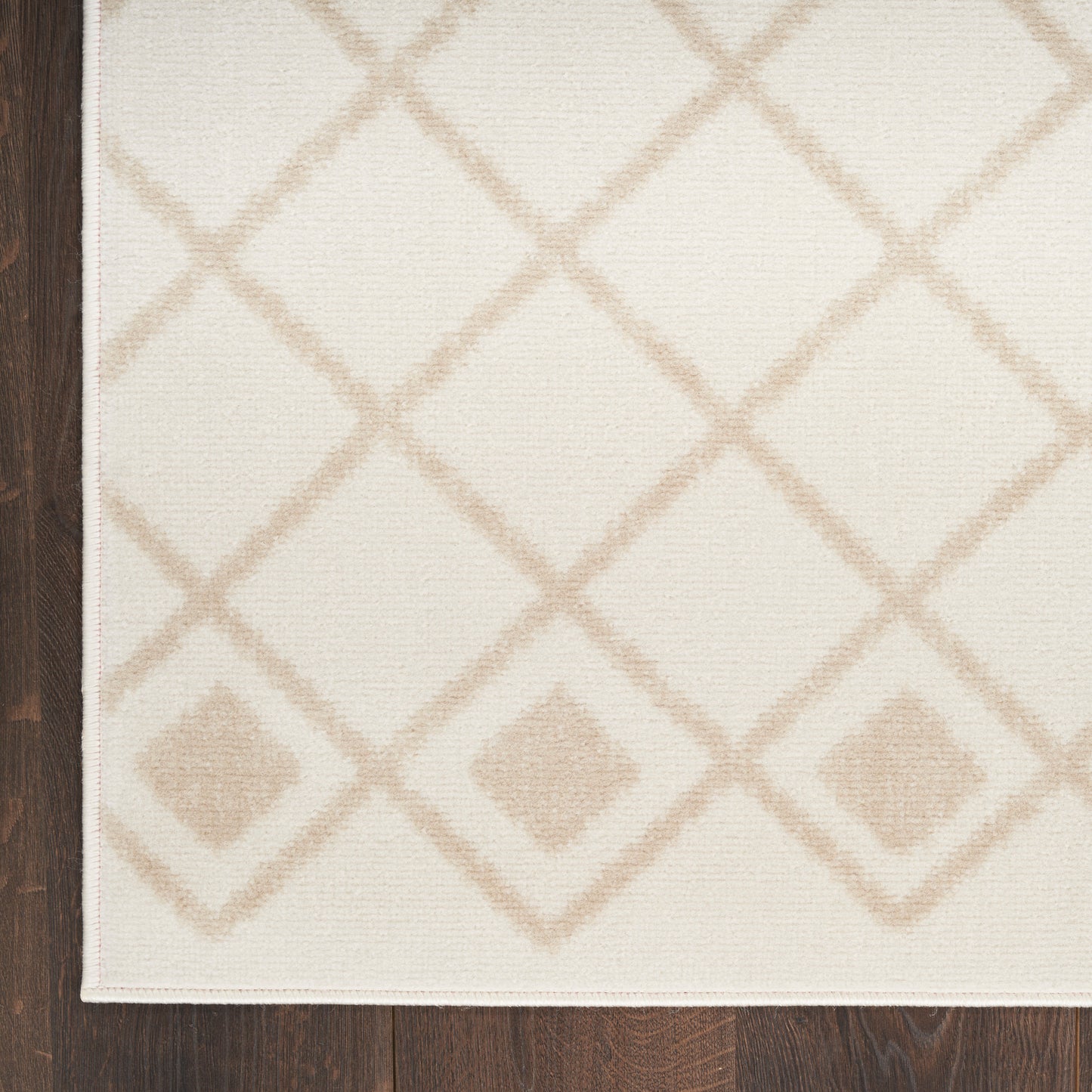 Nourison Home Grafix  Ivory Beige  Transitional