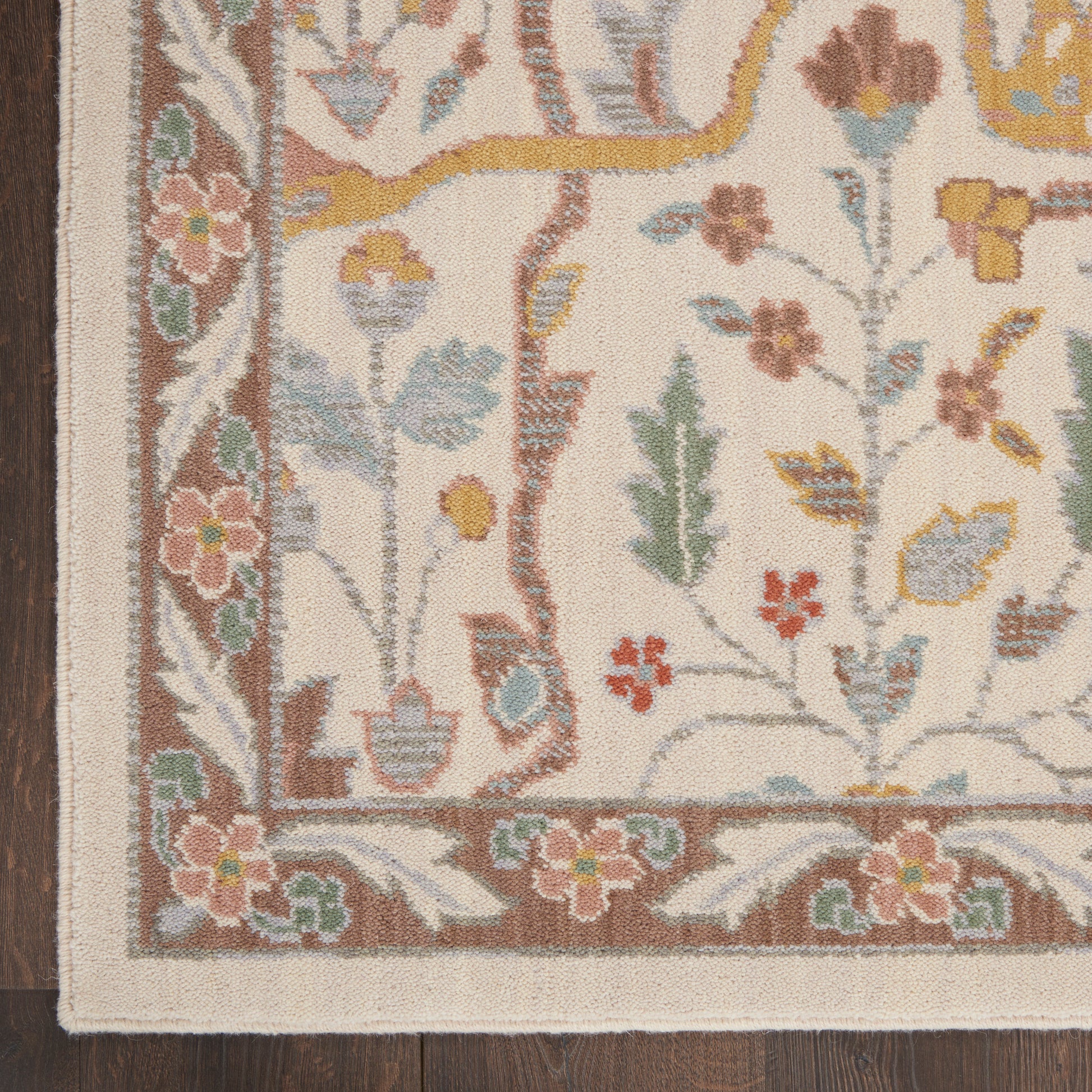 Nourison Home Parisa  Beige  Traditional
