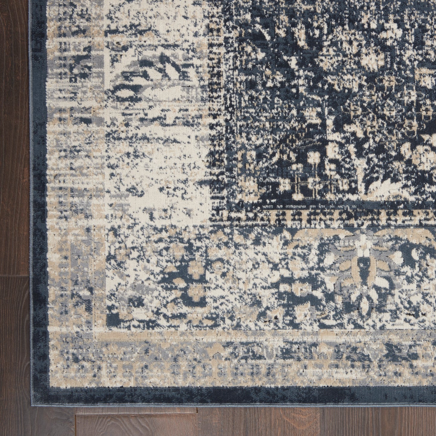 Nourison Home Malta  Navy Ivory  Traditional